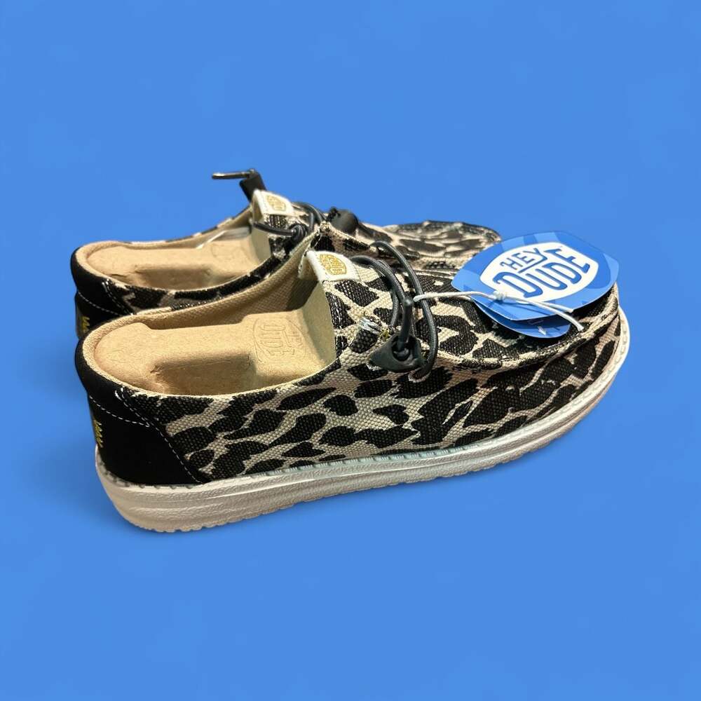 Hey Dude Women's Wendy Woven Cheetah Grey Slip-On Shoes - Picture 3 of 8